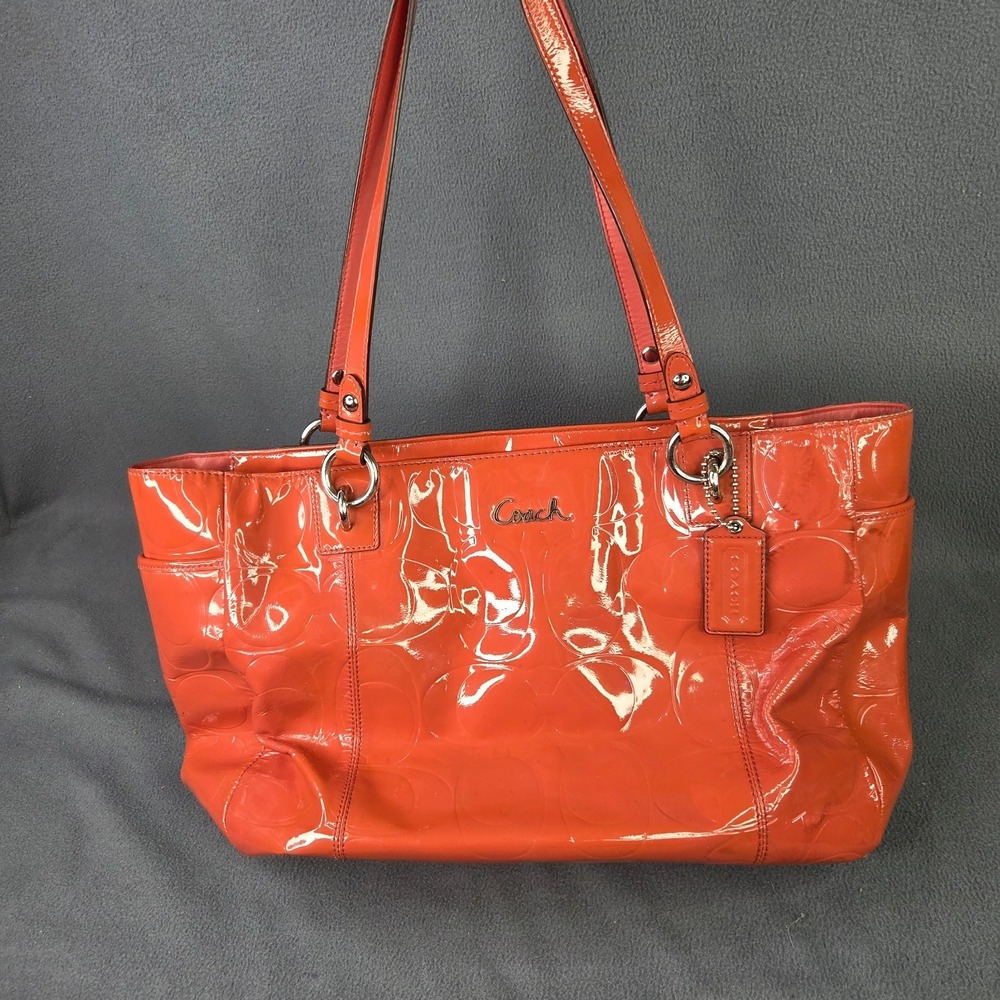 Coach Gallery East/West Logo Embossed Patent Leather Shoulder Tote Coral F17729‎